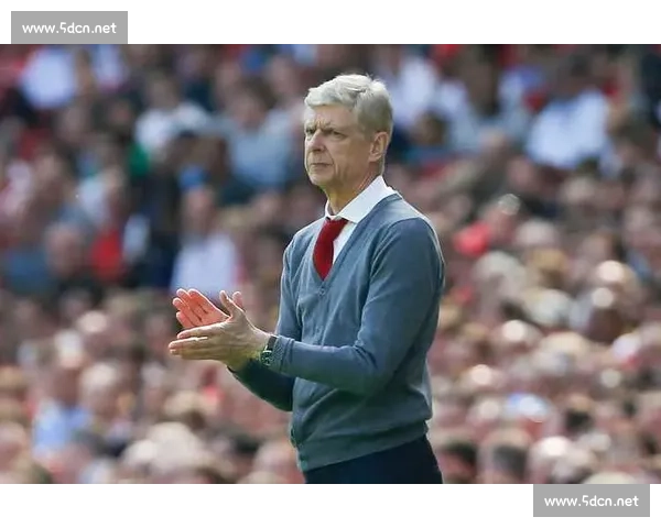 英超回眸:“教授” 温格的 22 年传奇与革新印记 英超回眸:“教授” 温格的 22 年传奇与革新印记