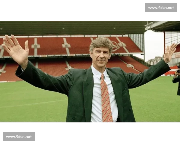 英超回眸:“教授” 温格的 22 年传奇与革新印记 英超回眸:“教授” 温格的 22 年传奇与革新印记