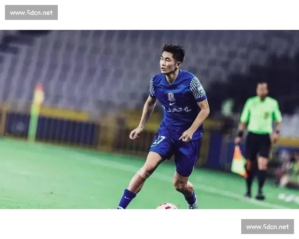 陈晋一领衔中超 9 将出征东亚杯!中国香港剑指历史首球 陈晋一领衔中超 9 将出征东亚杯!中国香港剑指历史首球